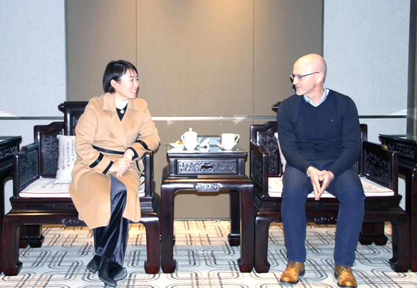 市委常委、臨朐縣委書記劉艷芳會見德國曼胡默爾集團客人